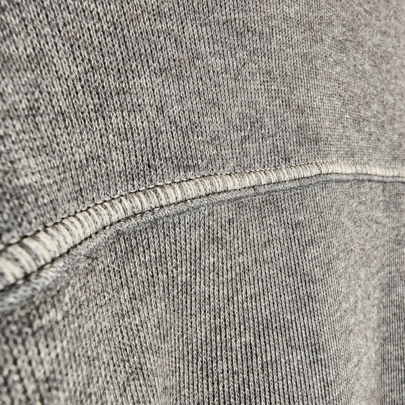 Tommy Bahama men's grey 1/4 zip sweater. - Picture 14 of 16